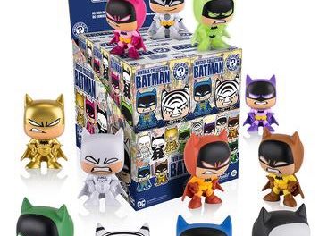 Previews of the GameStop Exclusive Vintage Collection Batman Mystery Minis